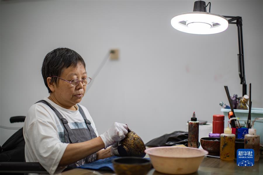老虎机后面4个键作用